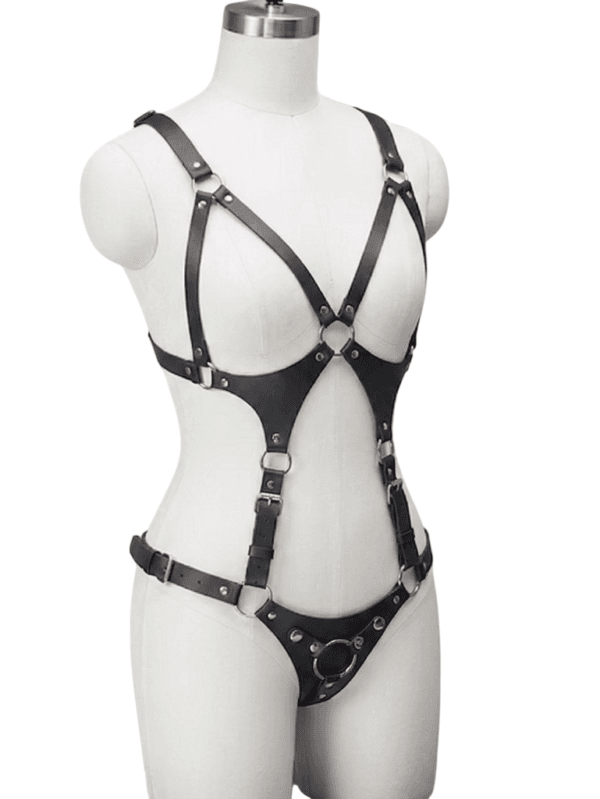 Strap on harnass